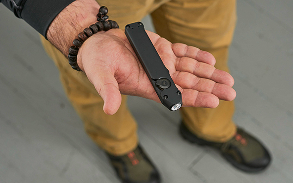 streamlight wedge slim everyday carry flashlight handed tactical tail switch Streamlight 88817 Streamlight Wedge Slim